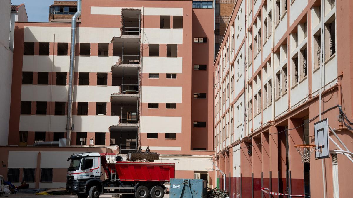 Trabajos de remodelación en el colegio Herrero, en el centro de Castelló.