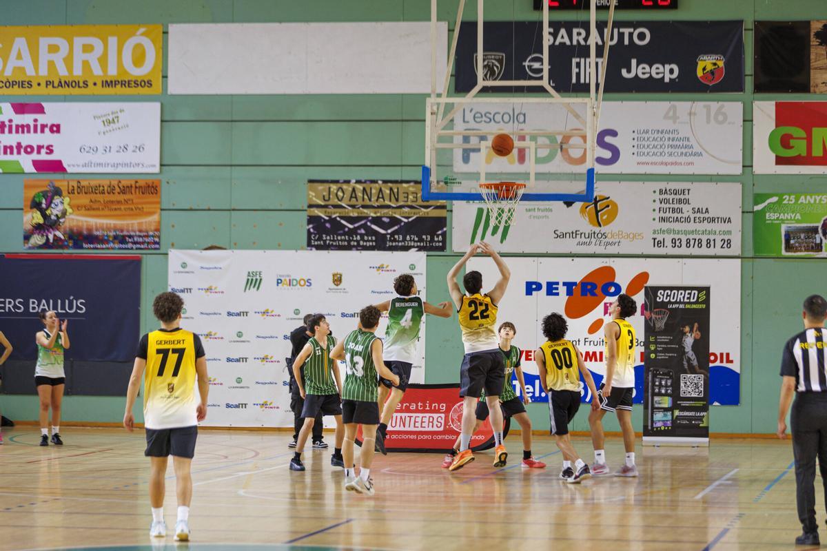 Imatges de la Supercopa Col·legial: IES Gerbert d'Aurillac - Paidos Imatges de la Supercopa Col·legial: IES Gerbert d'Aurillac - Paidos