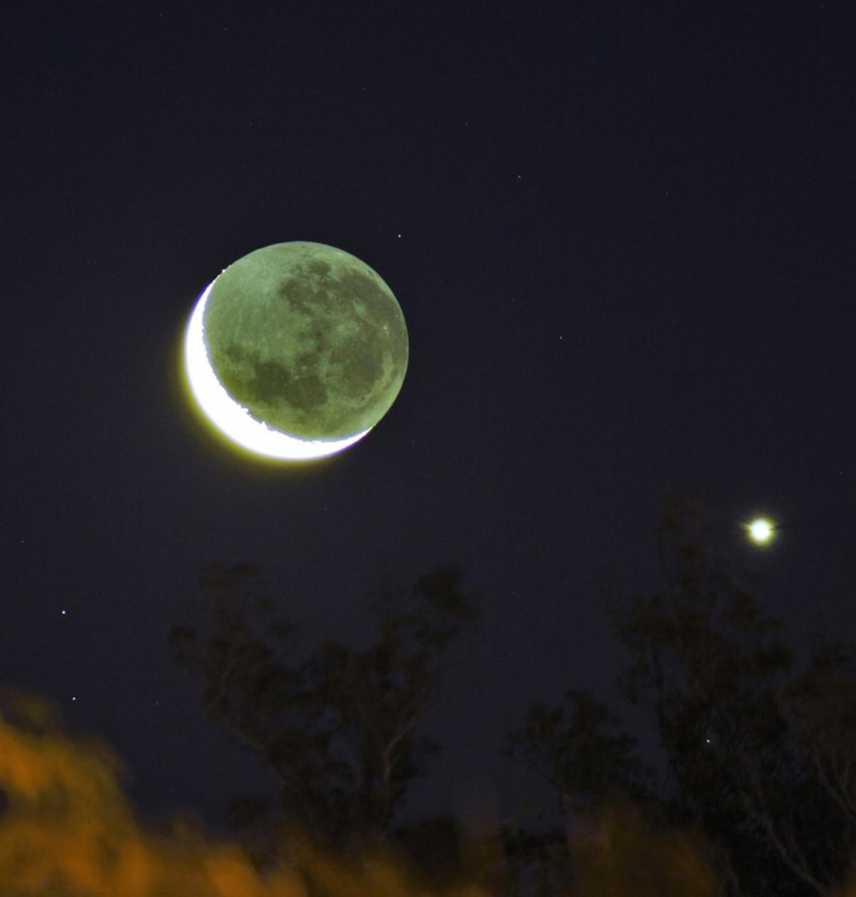 Conjunción entre la Luna y Venus
