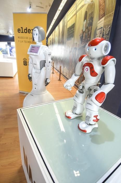 ROBOT HUMANOIDE MUSEO ELDER DE LAS CIENCIAS