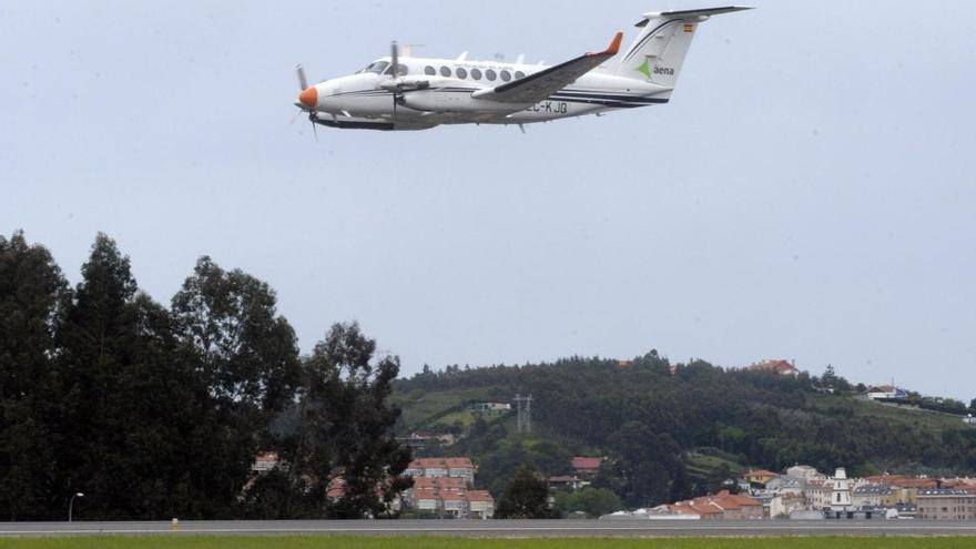 Alvedro fue el único de los tres aeropuertos gallegos que ganó pasajeros en febrero