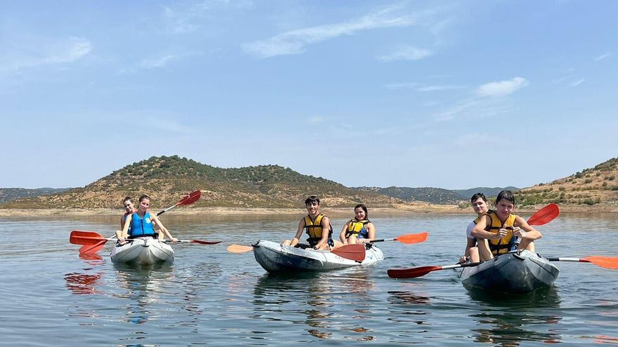 La playa de interior de La Breña finaliza la temporada estival con un registro de 3.500 visitantes