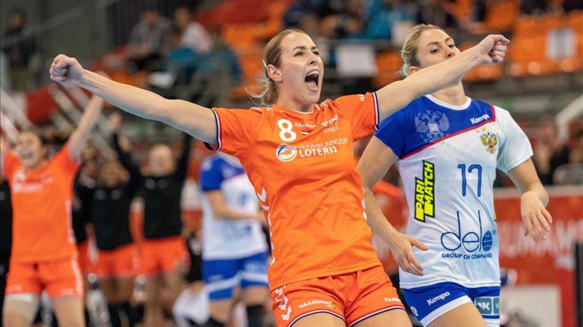 Holanda, a la final, sorprendiendo a Rusia