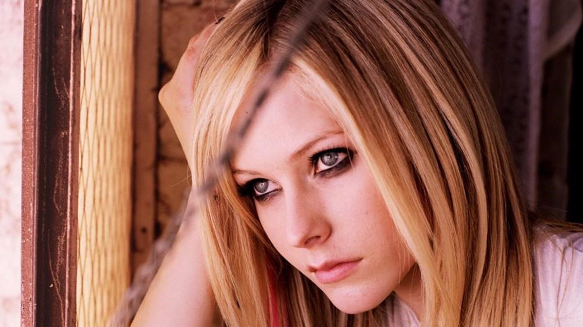 Avril Lavigne: &quot;Había aceptado la muerte mientras escribía mi última canción en la cama&quot;