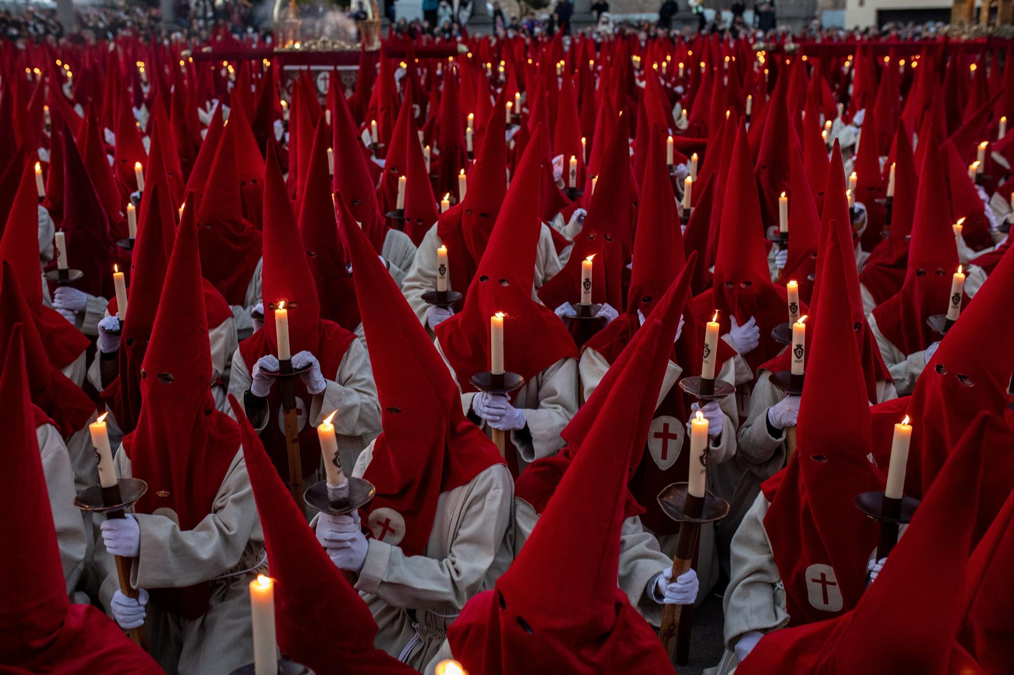 GALERÍA | Así ha sido el juramento de la Cofradía del Silencio