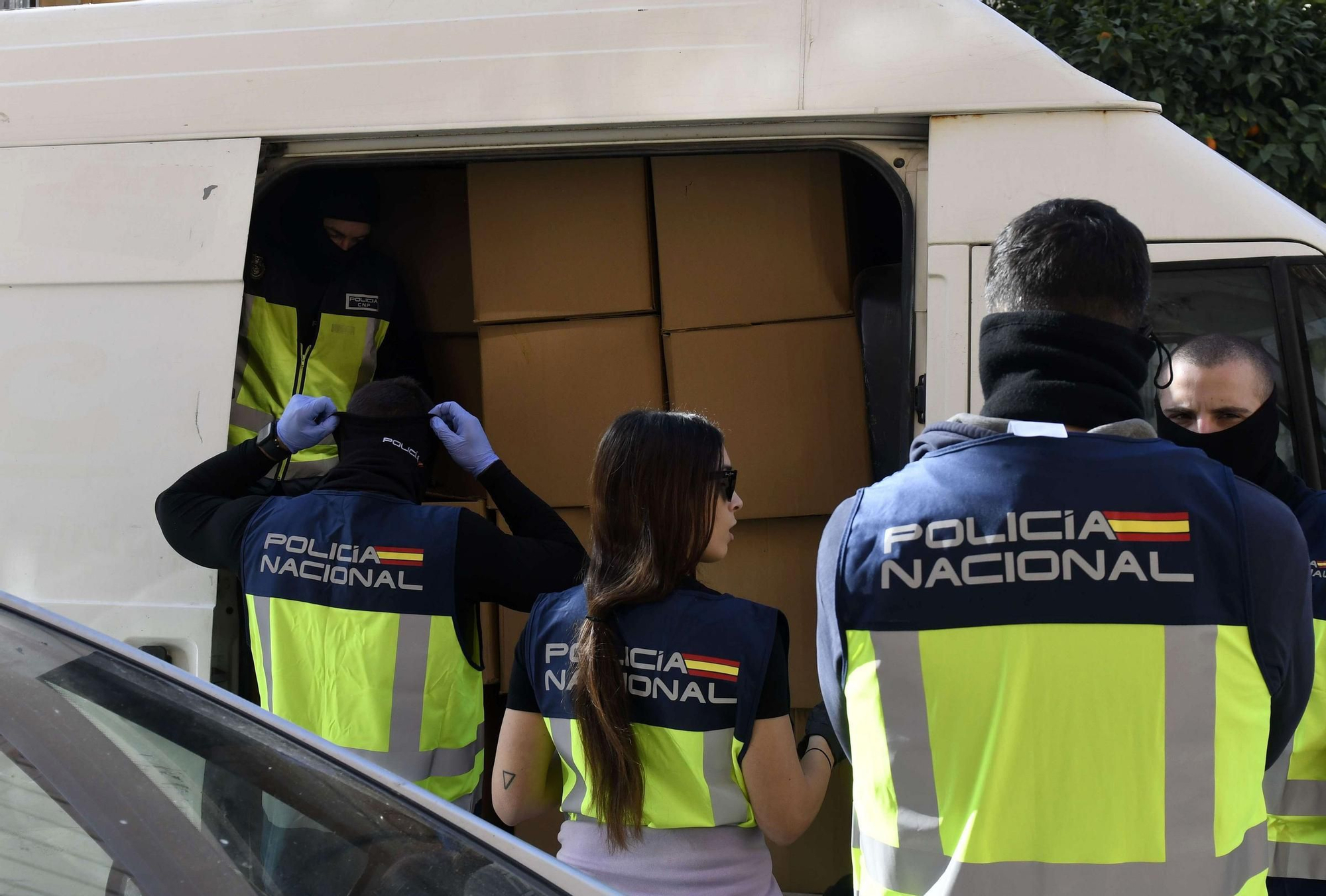 La redada contra el narcotráfico en el Polígono de La Paz, en imágenes
