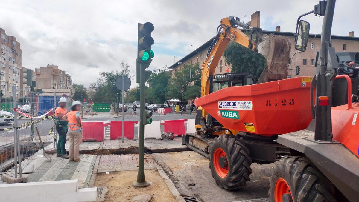 Metro Línea 3 obras en Pino Montano