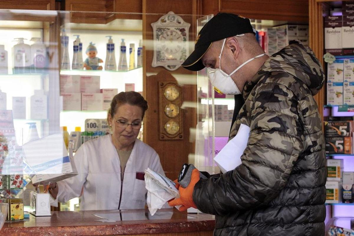 Venta mascarillas en farmacias
