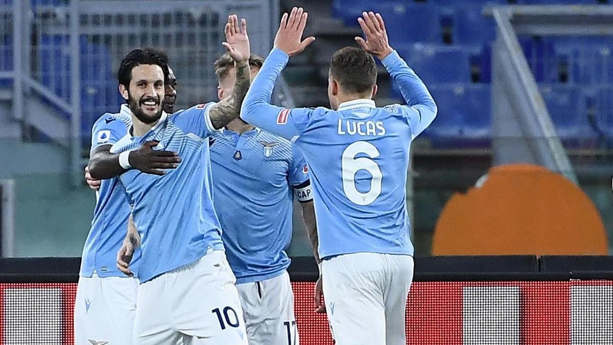 Luis Alberto celebra el primero de sus dos goles