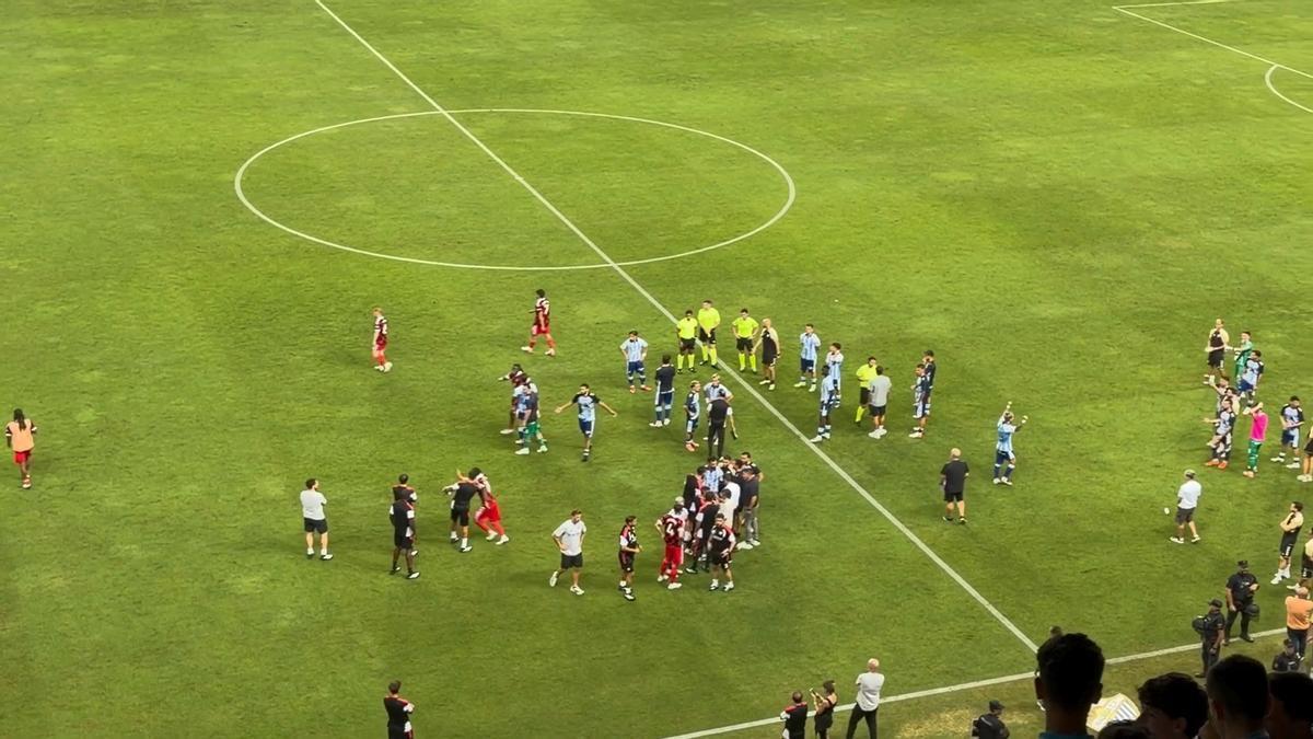 El Málaga CF se hace con el Costa del Sol: el Fulham de Arbeloa se niega a jugar la tanda de penaltis.
