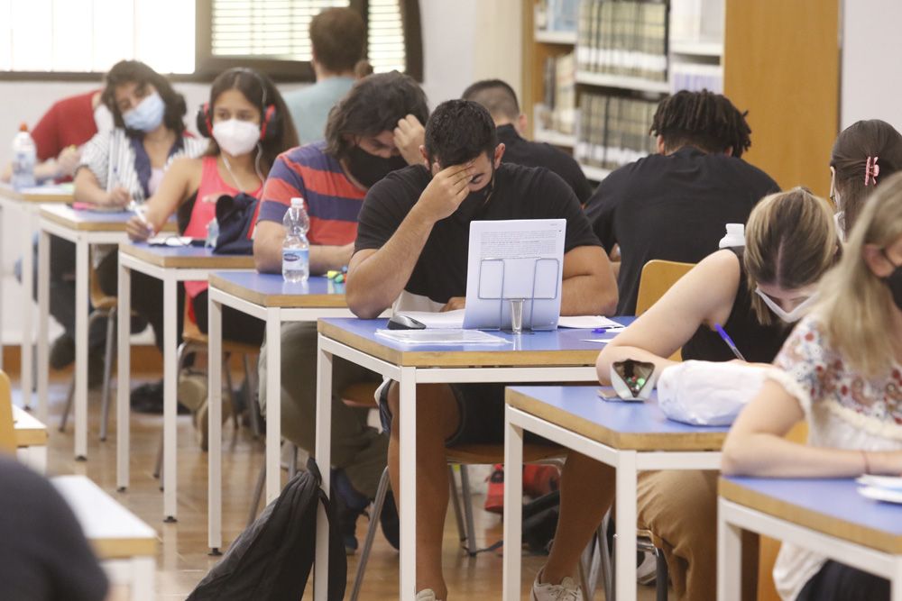 Las bibliotecas cordobesas a tope por los exámenes y la Pevau