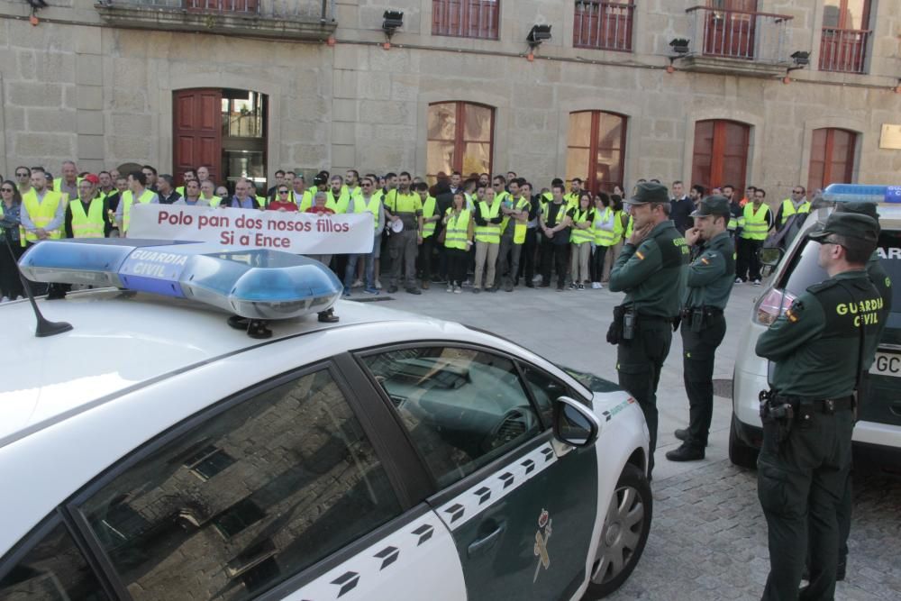 Pleno bronco en Poio por las protestas de los trabajadores de Ence