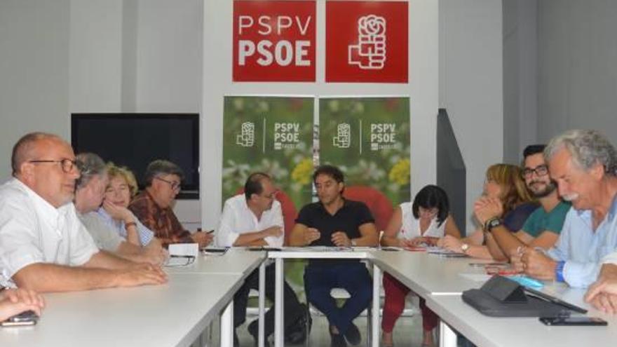 Ejecutiva provincial del PSPV.