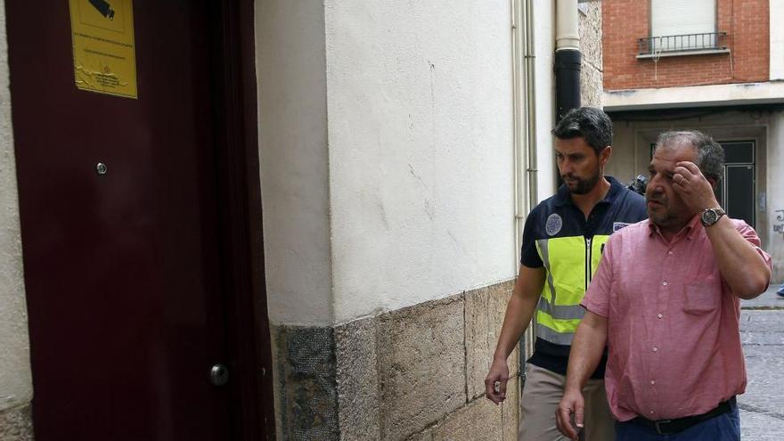 Investigan una trama de amaño de contratos en el Ayuntamiento de Sagunto