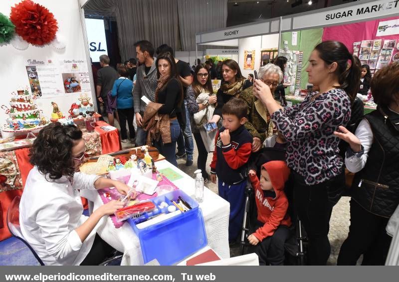 GALERÍA DE FOTOS -- Los castellonenses disfrutan del chocolate y la panadería artesana en Chococas