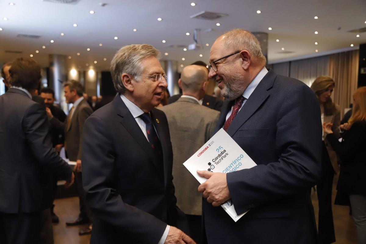 Diario CÓRDOBA edita un libro sobre la efeméride del parque