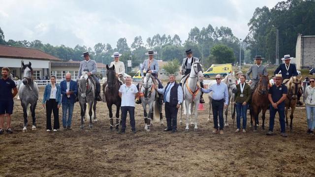 Premiados en Equitación de Trabajo del certamen clausurado ayer en la Semana Verde. |