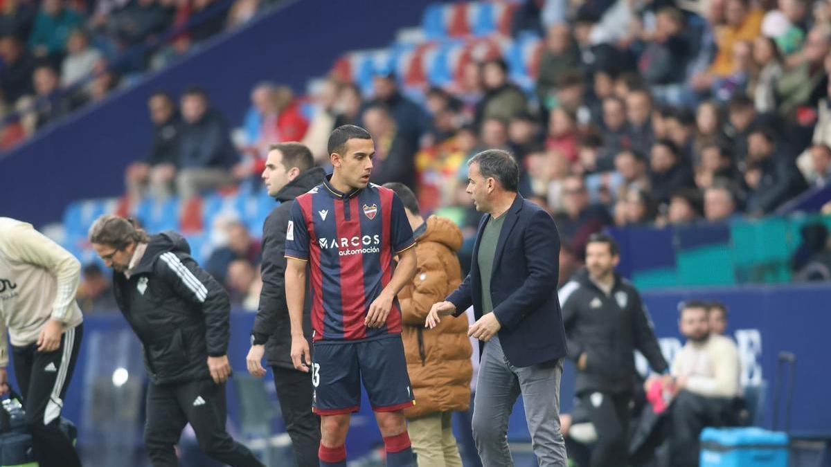 Javi Calleja durante el Levante - Albacete