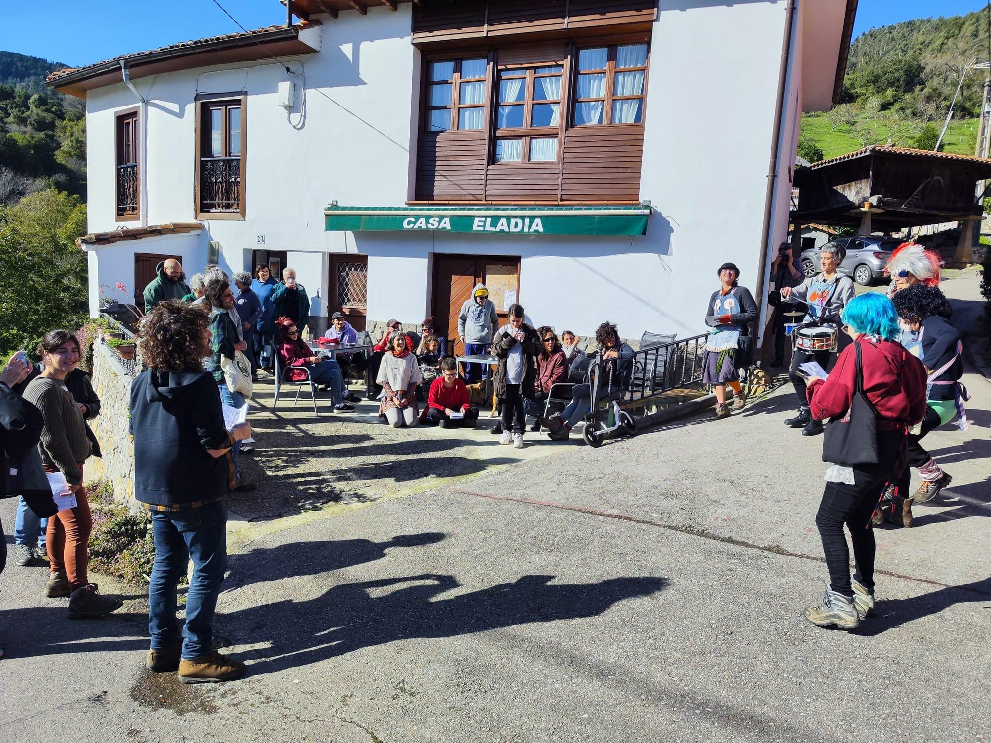 Mediu Güeyu, el festival eclético y singular que lleva la cultura a la zona rural de Villaviciosa