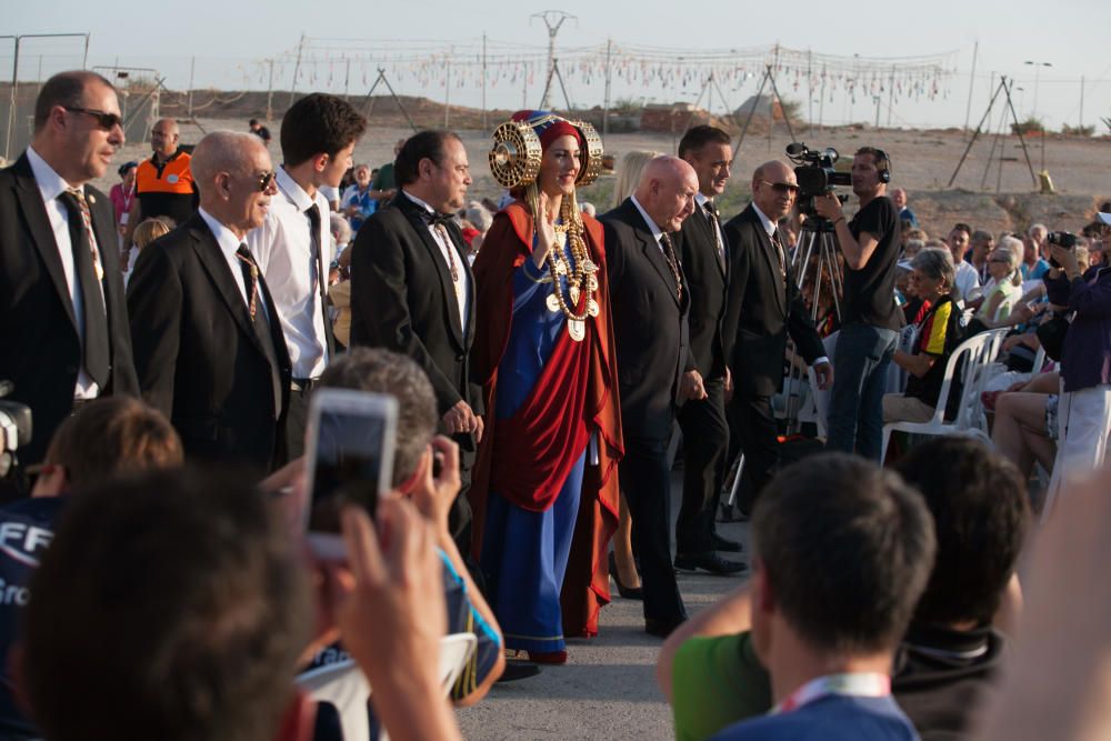 La inauguración del campeonato fundió las tradiciones y el deporte en la Institución Ferial Alicantina