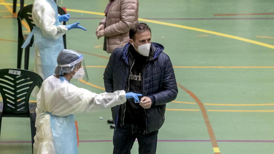 In der Sporthalle Germans Escales in Palma waren bereits Corona-Massentests durchgeführt worden.