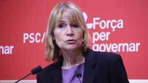 La portavoz del PSC, Lluïsa Moret, este lunes en rueda de prensa