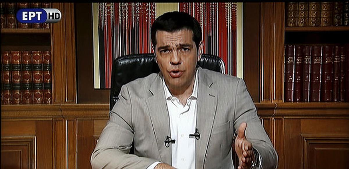 Tsipras, durant la seva compareixença en la televisió grega, aquest diumenge.