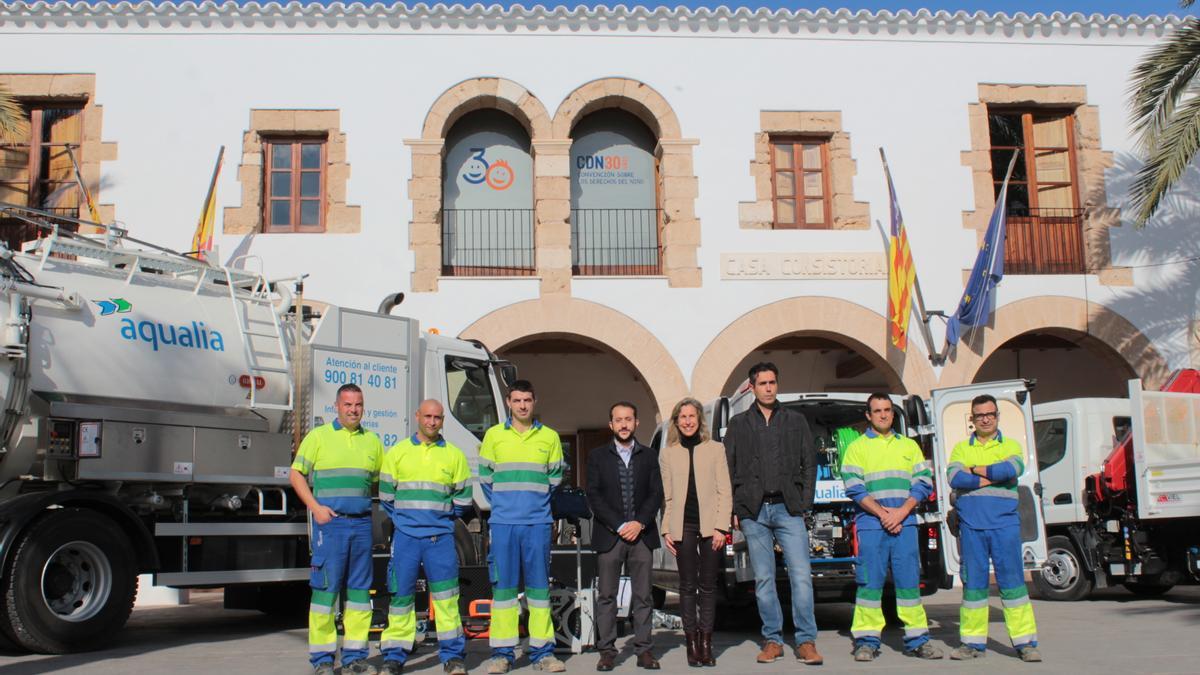 Presentación del nuevo material con el que se dotó al Servicio Municipal de Aguas.