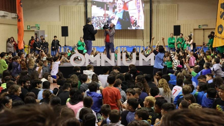 800 infants participen a Igualada a la Festa Sambori d&#039;Òmnium Cultural