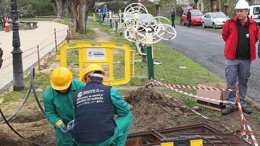 Algunos de los trabajos que se realizan en el paseo. // Iñaki Osorio