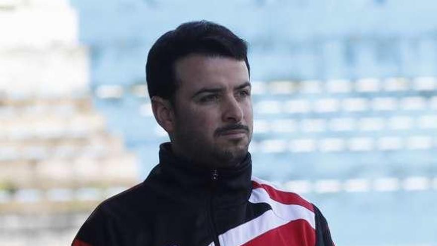 Matías Vigil, entrenador del Real Avilés.