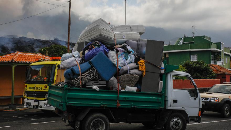 Vidas rotas en Todoque, un barrio de La Palma sepultado bajo la lava.