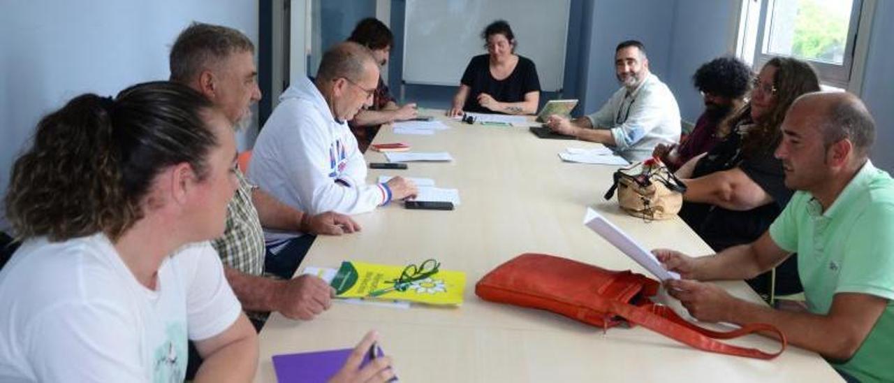 Un momento de la reunión a cuatro bandas celebrada en la tarde de ayer. |   GONZALO NÚÑEZ