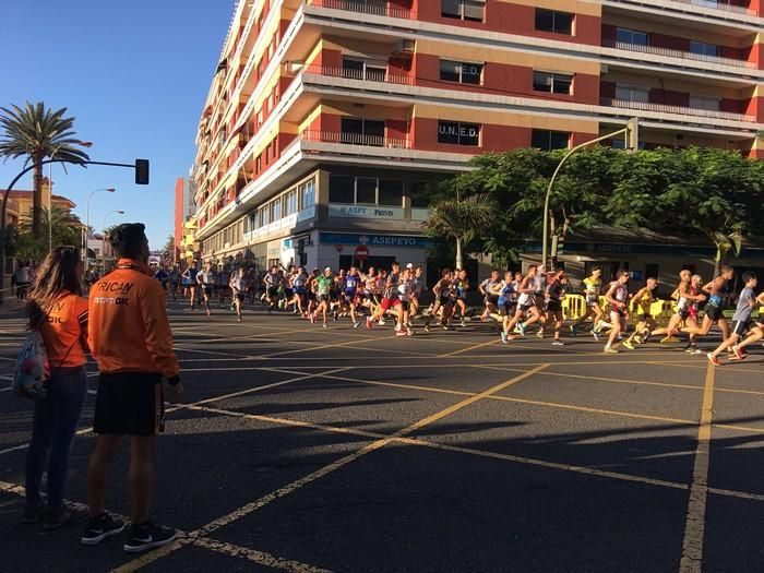 La salida de la HPS San Silvestre desde León y Cas