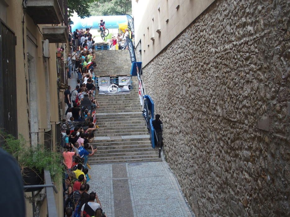 Un moment de l''Urban Downhill Show a la Pujada Sant Domènec