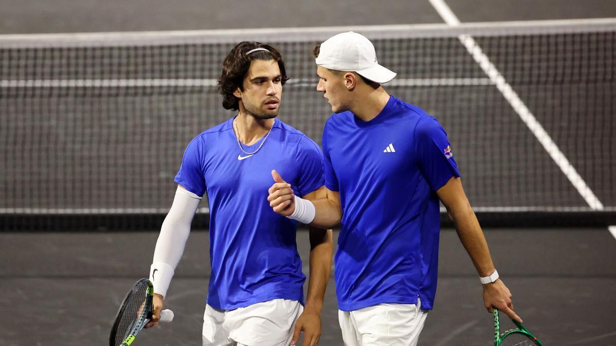 Alcaraz y Mensik amplían la ventaja de Europa en el dobles en la Laver Cup
