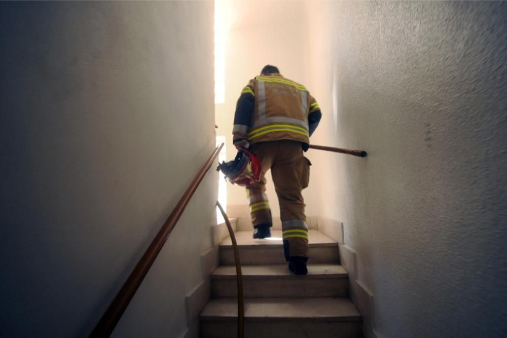 Alarma por un incendio en el barrio de La Flota