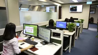 Oportunidades de empleo en Barcelona: desde la logística hasta la tecnología con remuneraciones de hasta 75.000 euros