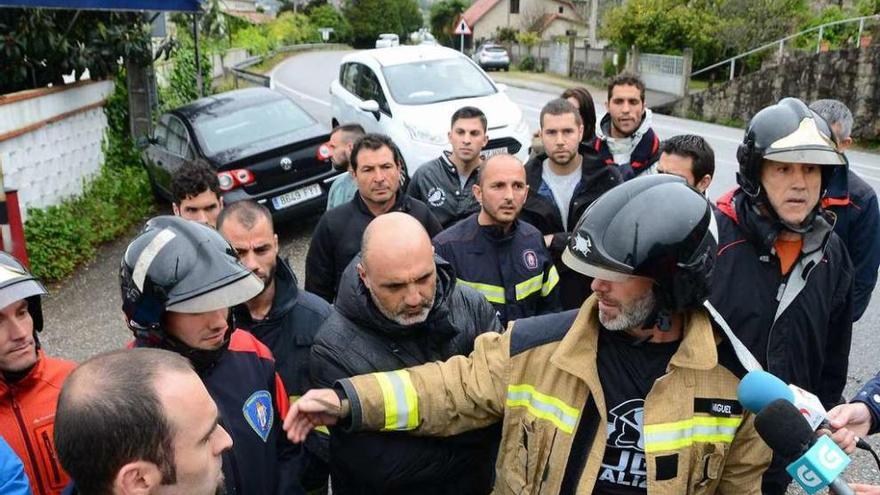 Los bomberos de Vigo acudieron al incendio aunque el 112 les dijo que no eran necesarios