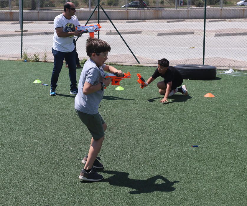 Búscate en las fotos de la VI Fiesta del Deporte de Málaga