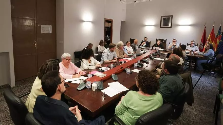 Carcaixent cede suelo para la construcción de viviendas que se ofrecerán a jóvenes en régimen de alquiler