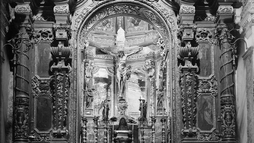 Catedral Vieja de Santa María. Capilla del Santo Cristo del Socorro. Año 1930.