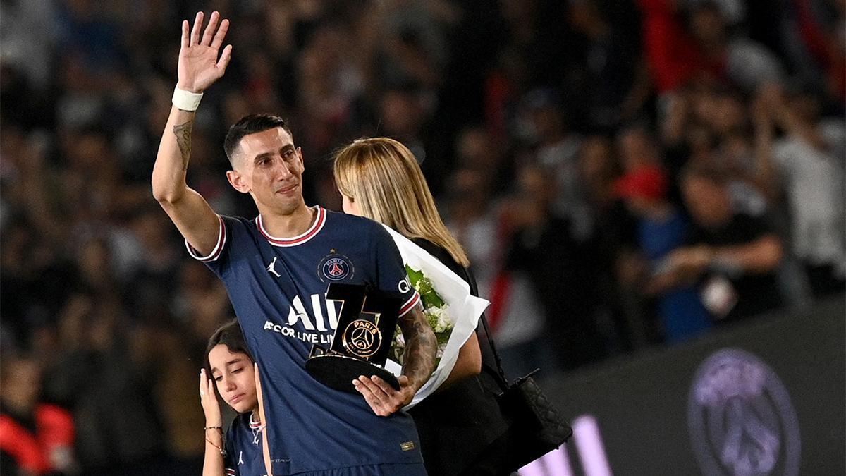 Mucha emoción y compañerismo: así fue la despedida de Di María del PSG