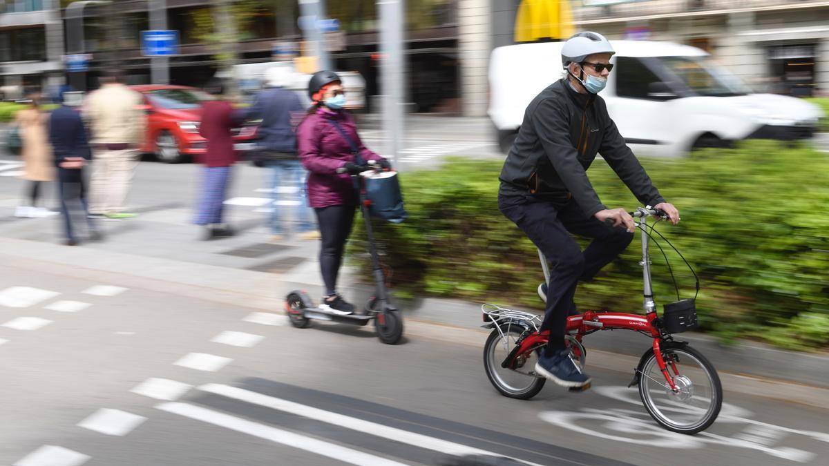 "¿Deberían circular los ciclistas durante los episodios de 'alta contaminación'?"