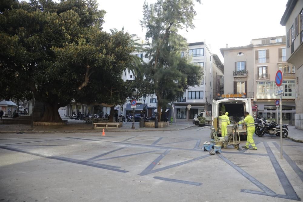 La plaza del Mercat y la calle Unió ya se han cerrado al tráfico