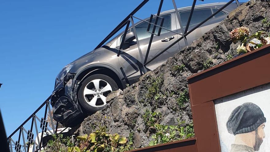 Un accidente múltiple en Tenerife deja cuatro personas heridas