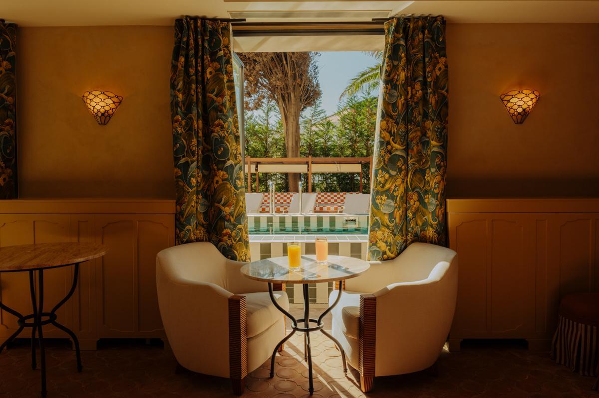 Así ha quedado el nuevo hotel Barcelona Pool House en el Tibidabo