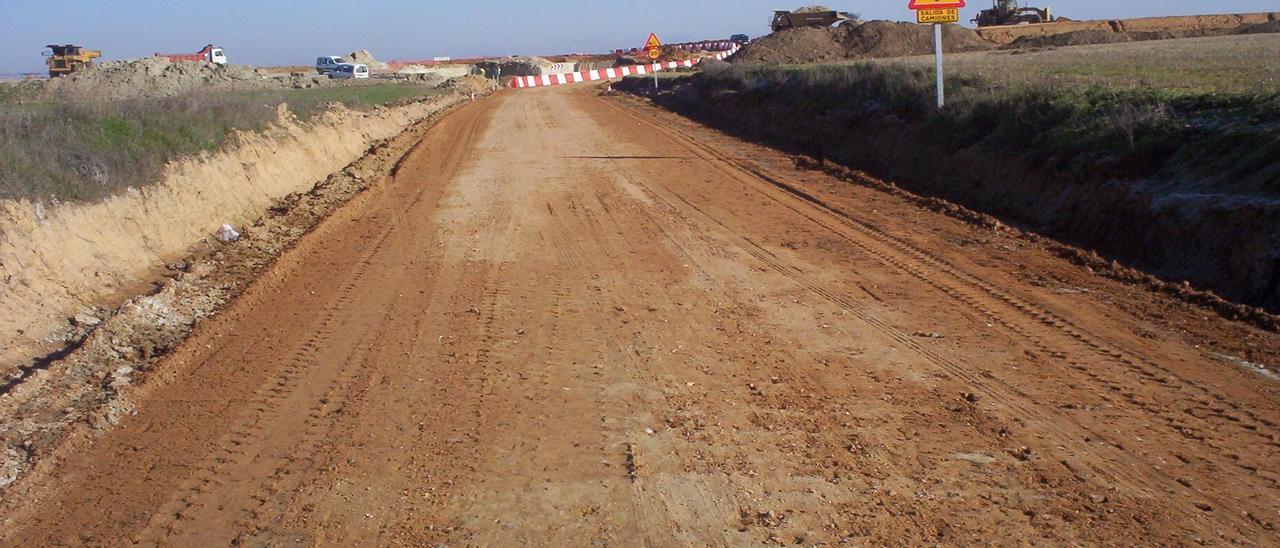 Antiguas obras en los caminos de Pontejos