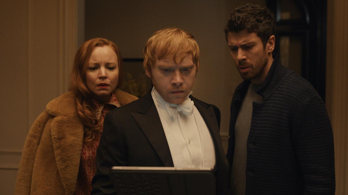 Lauren Ambrose, Rupert Grint y Toby Kebbell en 'Servant'