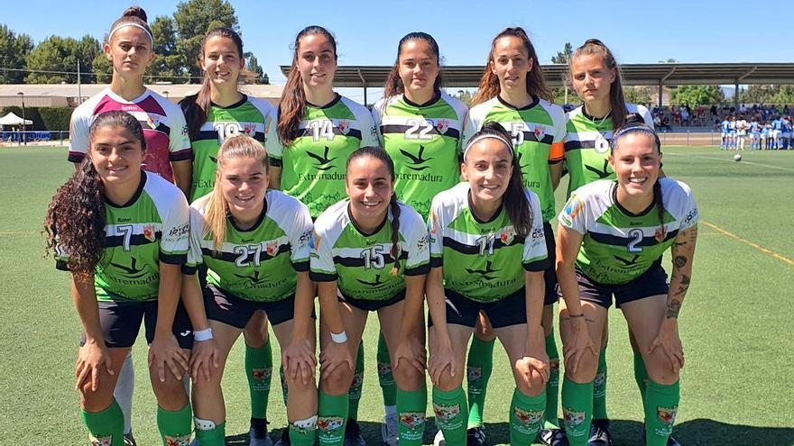 Once inicial del Femenino Cáceres en el partido ante el Alhama El Pozo.